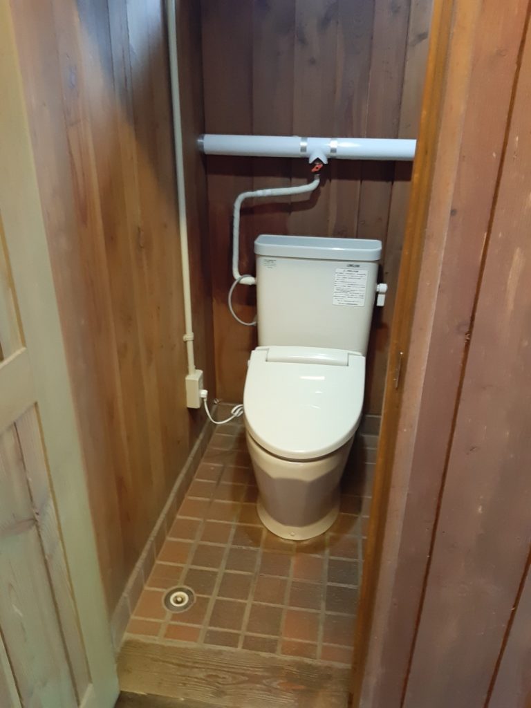ニセコサヒナキャンプ場のトイレ