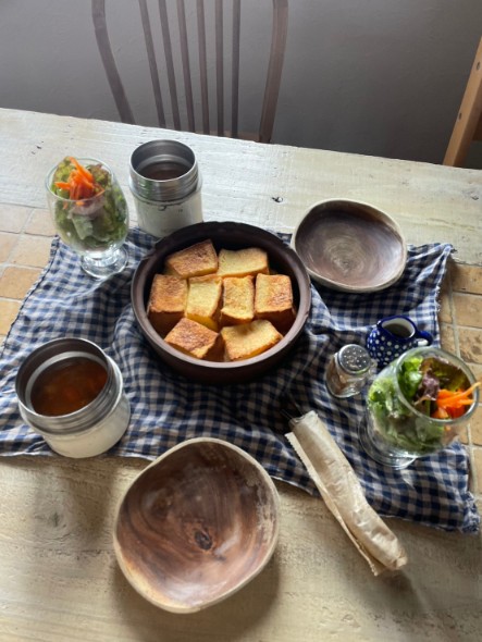 スプウン谷のザワザワ村　朝食